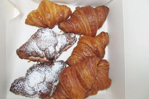 Fluffy Bakehouse photo 2